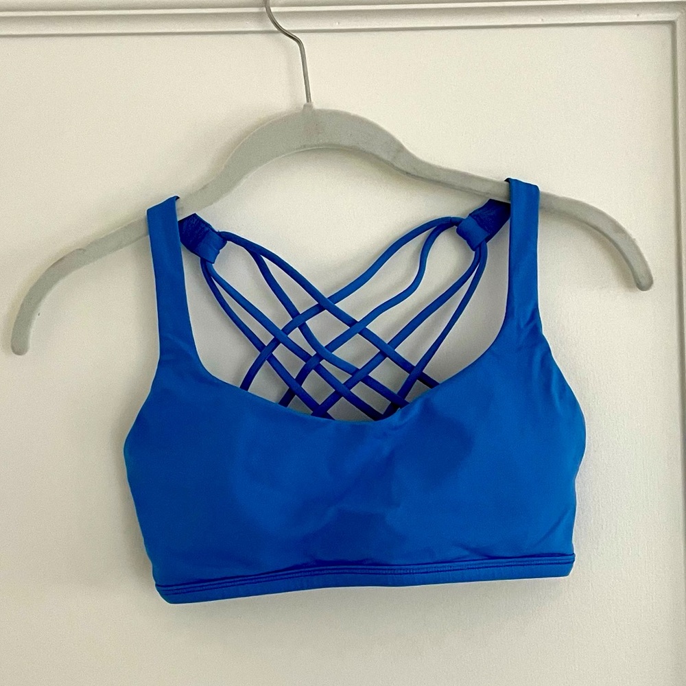 Lululemon Free to Be Bra, size 6
